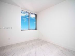 16385 Biscayne Blvd 719, North Miami Beach FL 33160