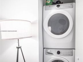 16385 Biscayne Blvd 719, North Miami Beach FL 33160