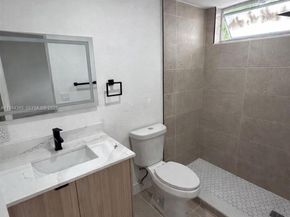7725 Carlyle Ave 2, Miami Beach FL 33141