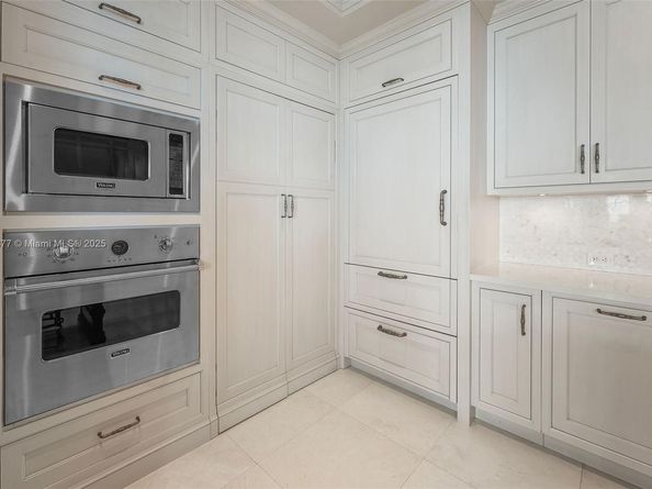 5959 Collins Ave 1007, Miami Beach FL 33140