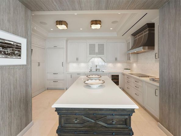 5959 Collins Ave 1007, Miami Beach FL 33140