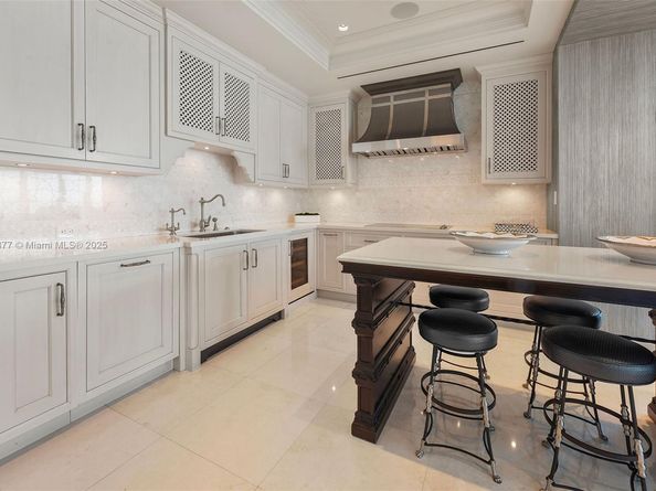 5959 Collins Ave 1007, Miami Beach FL 33140