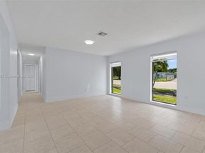 15913 Fairway Heights Blvd, Miami FL 33157