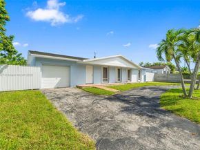 15913 Fairway Heights Blvd, Miami FL 33157