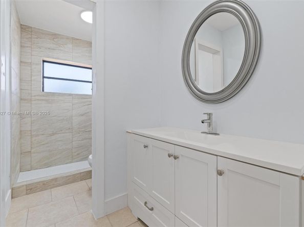 15913 Fairway Heights Blvd, Miami FL 33157