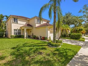 636 Vista Meadows Dr, Weston FL 33327
