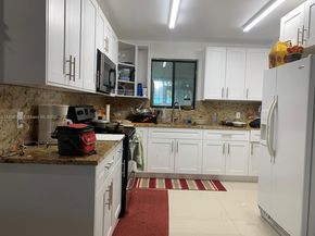 1760 NW 135th St, Miami FL 33167