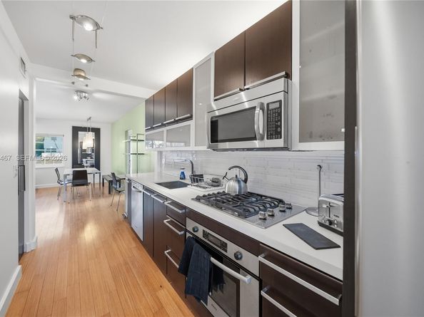 7207 Bay Dr 21, Miami Beach FL 33141