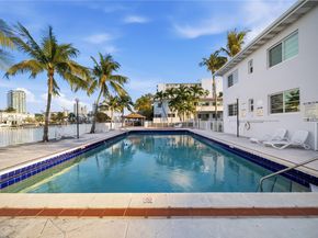 7207 Bay Dr 21, Miami Beach FL 33141