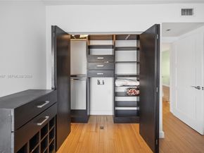 7207 Bay Dr 21, Miami Beach FL 33141