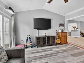 4911 SW 29th Ter, Dania Beach FL 33312