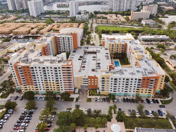 2775 NE 187th St 516, Aventura FL 33180