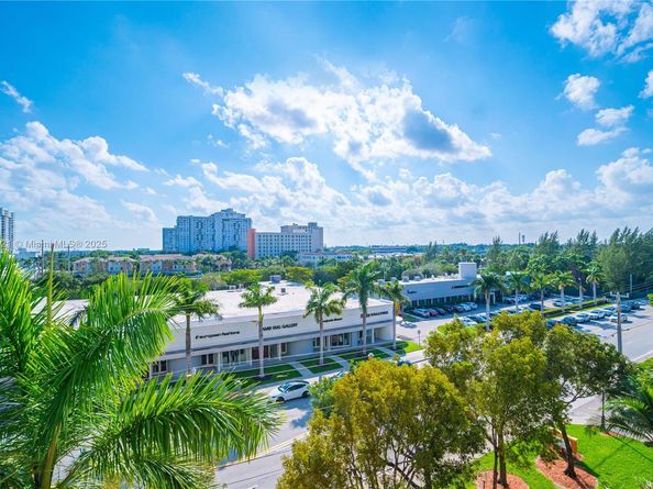 2775 NE 187th St 516, Aventura FL 33180