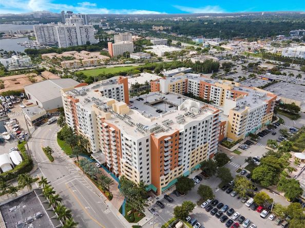2775 NE 187th St 516, Aventura FL 33180
