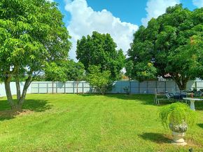 12215 SW 217th St, Miami FL 33170
