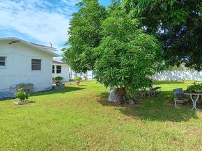 12215 SW 217th St, Miami FL 33170