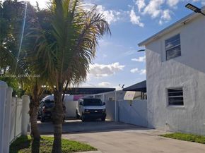 12215 SW 217th St, Miami FL 33170