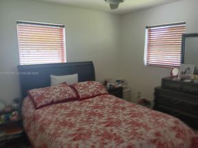 12215 SW 217th St, Miami FL 33170