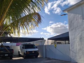 12215 SW 217th St, Miami FL 33170