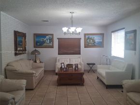 12215 SW 217th St, Miami FL 33170