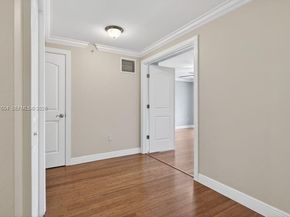 630 SE 15th St 5, Fort Lauderdale FL 33316