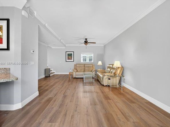 630 SE 15th St 5, Fort Lauderdale FL 33316