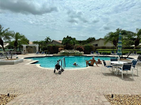 7341 Potomac Falls Ln, Boynton Beach FL 33437
