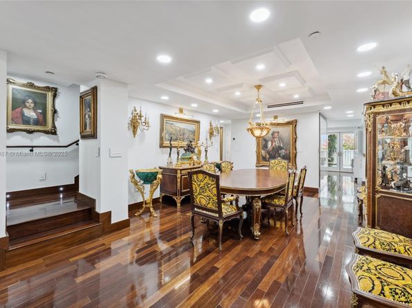 614 Valencia Ave 103, Coral Gables FL 33134