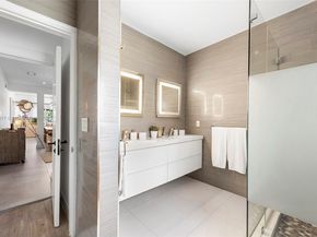 970 S Shore Dr, Miami Beach FL 33141