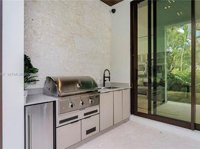 4081 Hardie Ave, Miami FL 33133