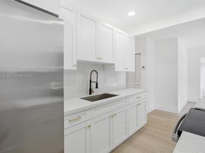 461 Plover Ave, Miami Springs FL 33166