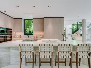 2800 Calusa Street, Miami FL 33133