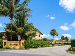 2607 NW 47th Ln 3304, Lauderdale Lakes FL 33313