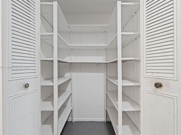 2607 NW 47th Ln 3304, Lauderdale Lakes FL 33313