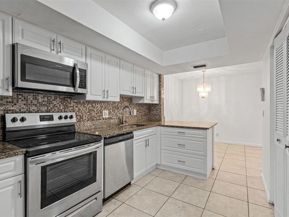 2607 NW 47th Ln 3304, Lauderdale Lakes FL 33313