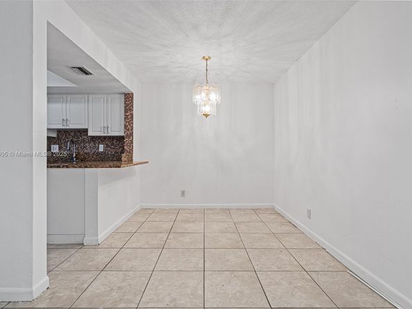 2607 NW 47th Ln 3304, Lauderdale Lakes FL 33313