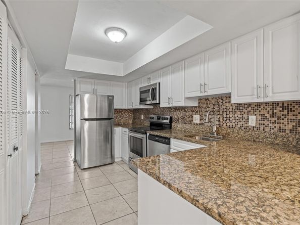 2607 NW 47th Ln 3304, Lauderdale Lakes FL 33313