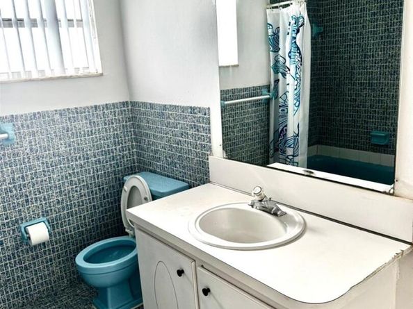 1780 NE 191st St 8062, Miami FL 33179