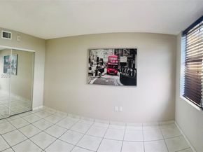 1780 NE 191st St 8062, Miami FL 33179