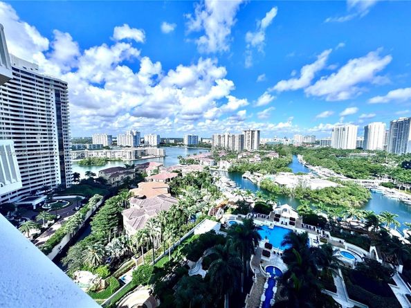 2000 Island Blvd 1710, Aventura FL 33160