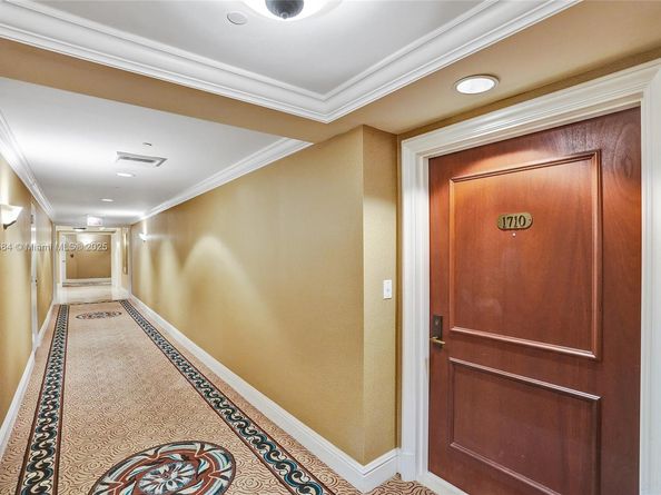 2000 Island Blvd 1710, Aventura FL 33160