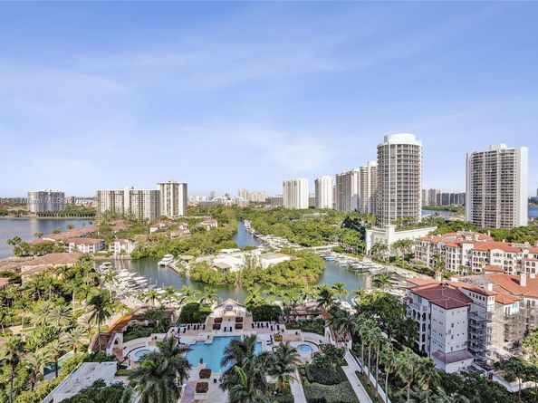 2000 Island Blvd 1710, Aventura FL 33160