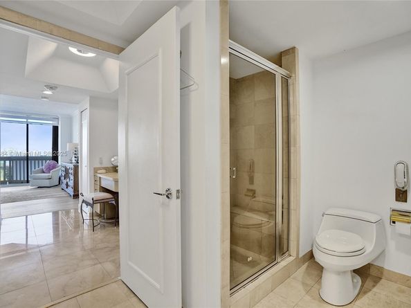 2000 Island Blvd 1710, Aventura FL 33160