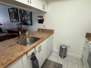 609 Waterside Dr 609, Hypoluxo FL 33462