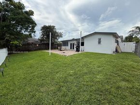8600 NW 27th Pl, Sunrise FL 33322