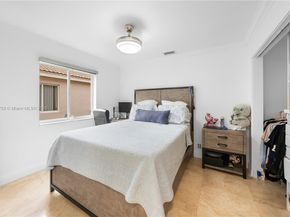4361 Mahogany Ridge Dr, Weston FL 33331