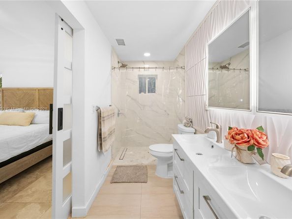 4361 Mahogany Ridge Dr, Weston FL 33331