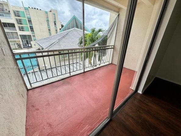 2029 NW 46th Ave E202, Lauderhill FL 33313