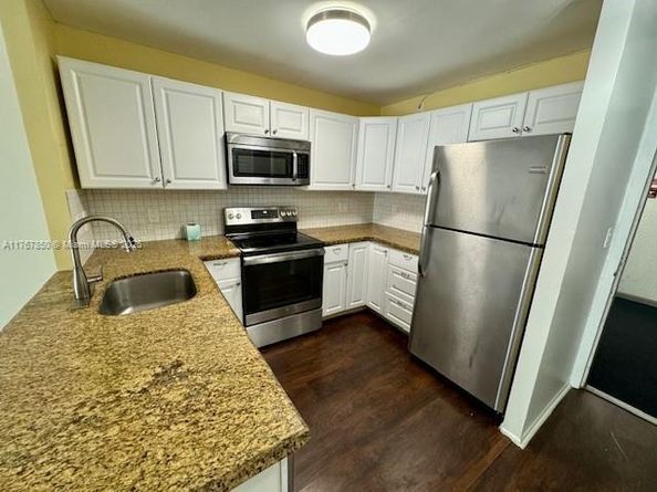 2029 NW 46th Ave E202, Lauderhill FL 33313