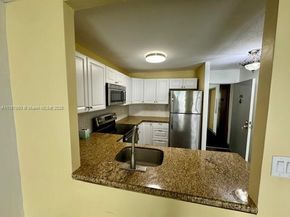 2029 NW 46th Ave E202, Lauderhill FL 33313